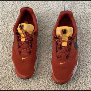 Nike Pegasus A/T Size 13